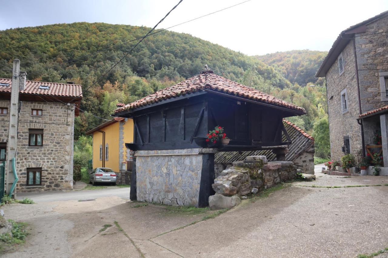 Casa Rural Pambuches Soto De Valdeon Exterior foto